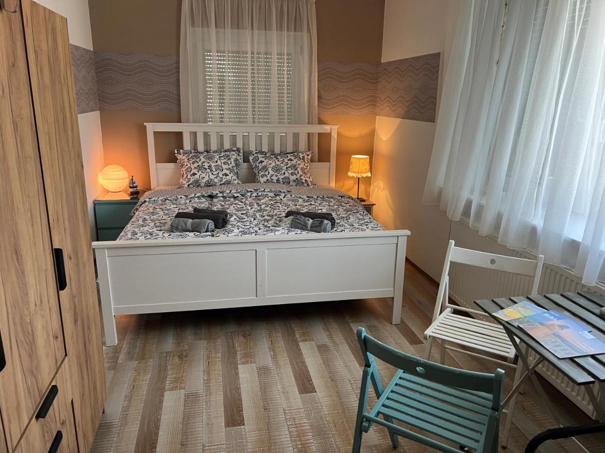Szarkafeszek Otel Kestel Dış mekan fotoğraf