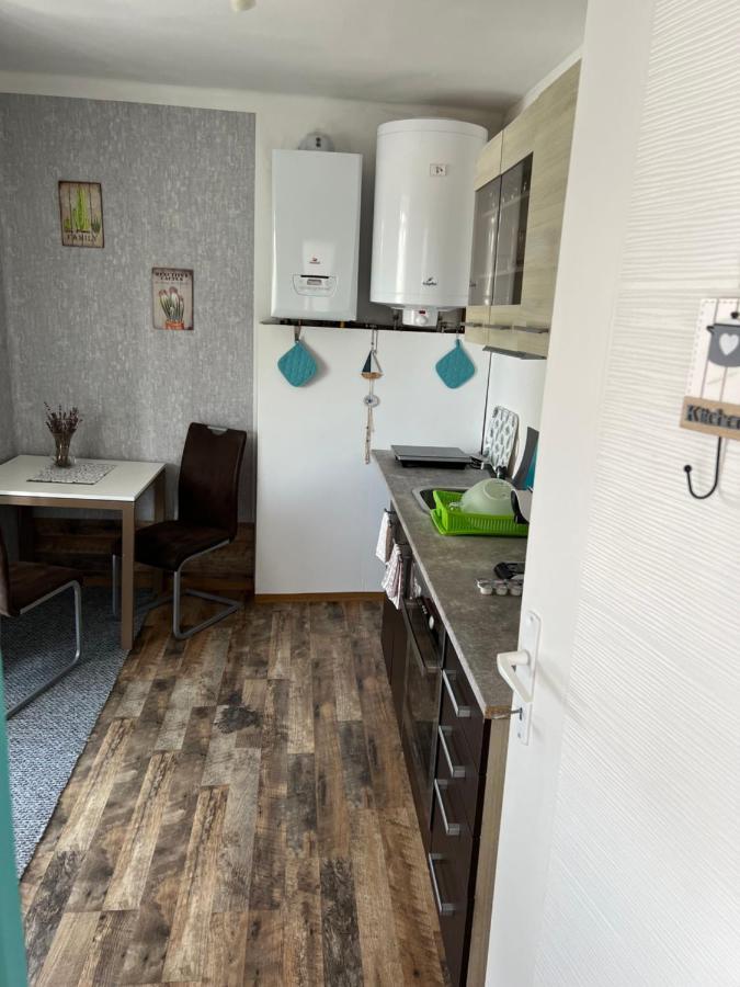 Szarkafeszek Otel Kestel Dış mekan fotoğraf