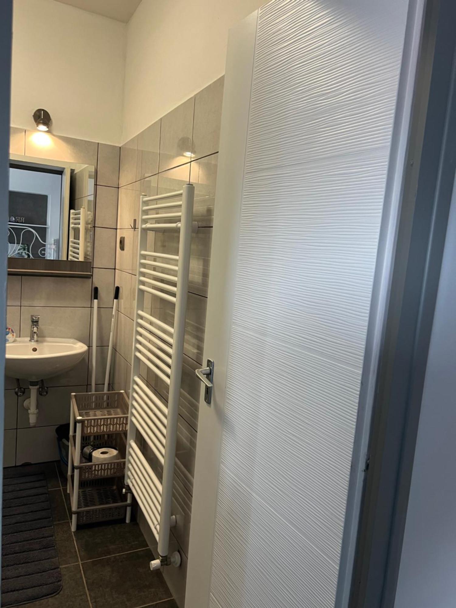 Szarkafeszek Otel Kestel Dış mekan fotoğraf