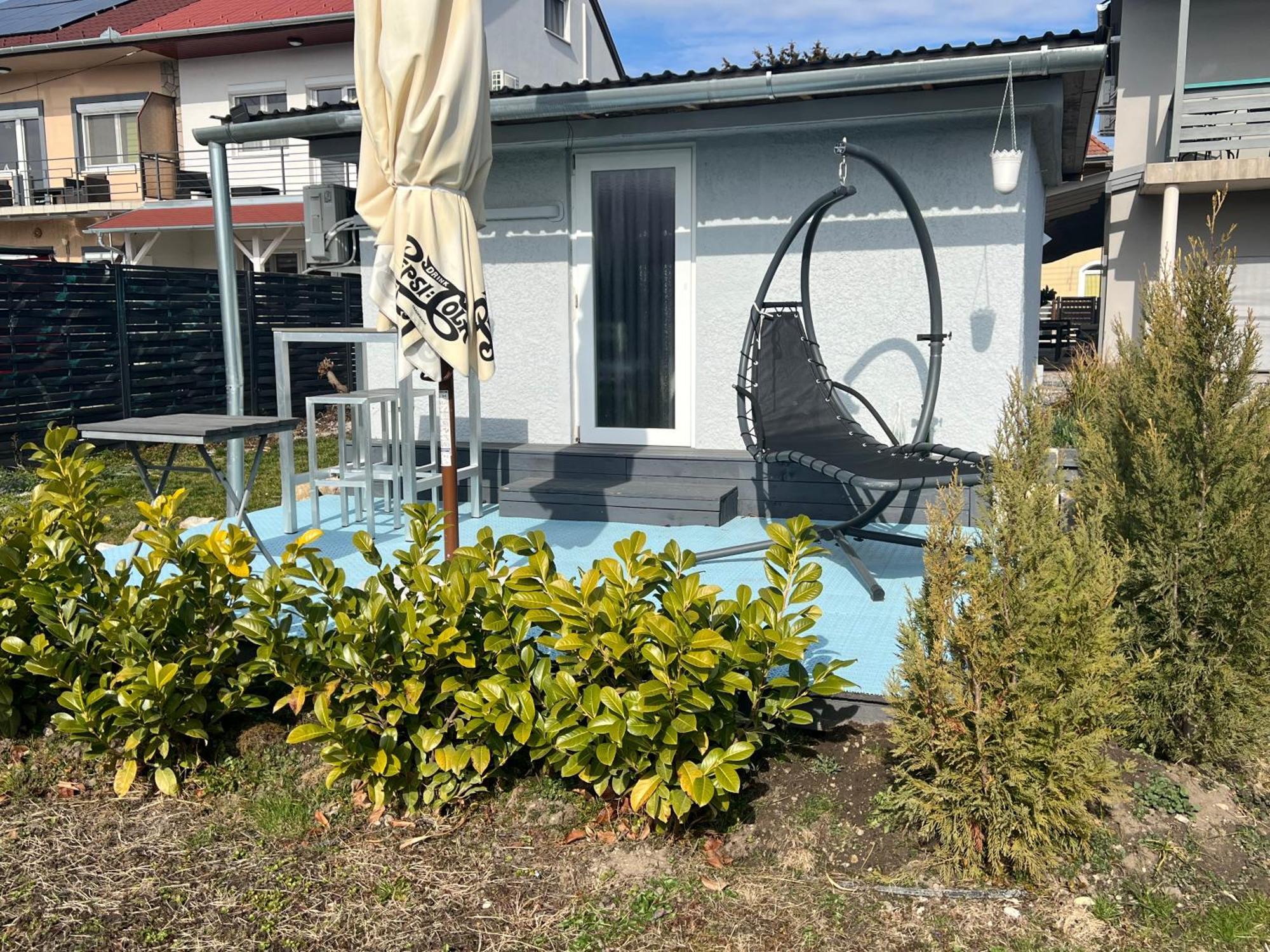 Szarkafeszek Otel Kestel Dış mekan fotoğraf