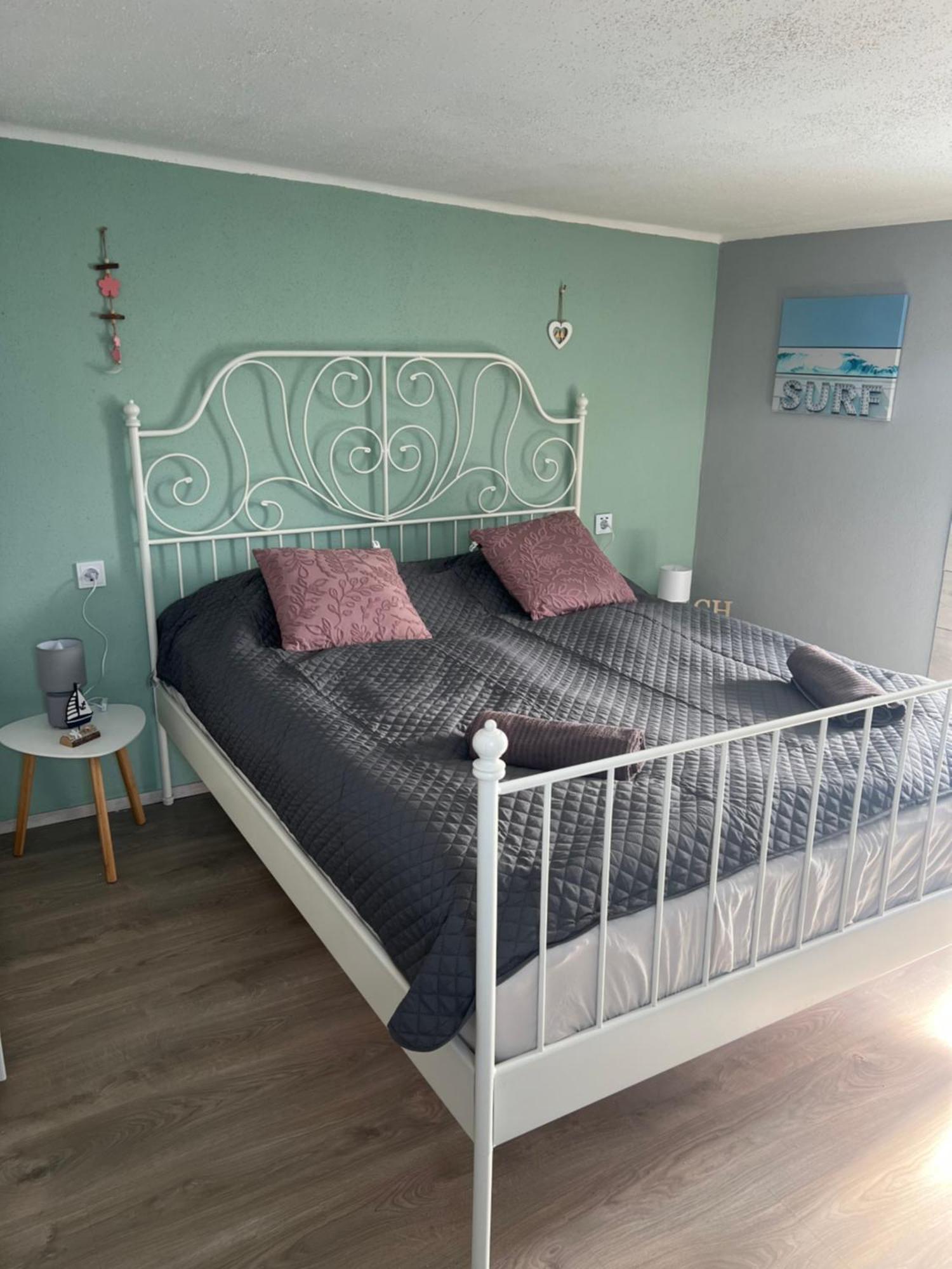 Szarkafeszek Otel Kestel Dış mekan fotoğraf