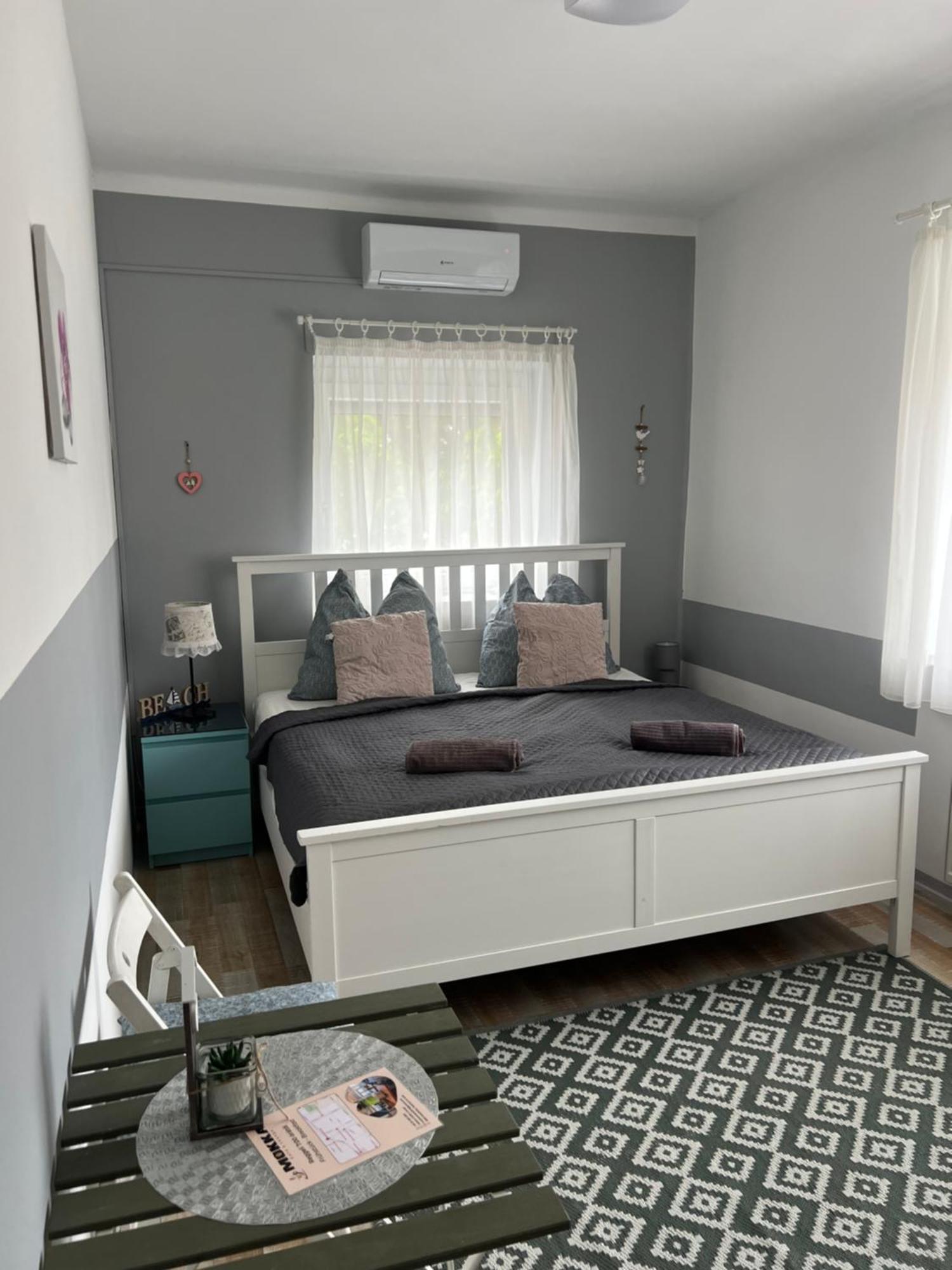 Szarkafeszek Otel Kestel Dış mekan fotoğraf